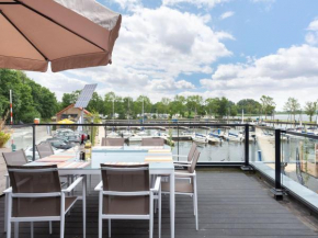 Luxury apartment with terrace and all facilities of the port of Sneek